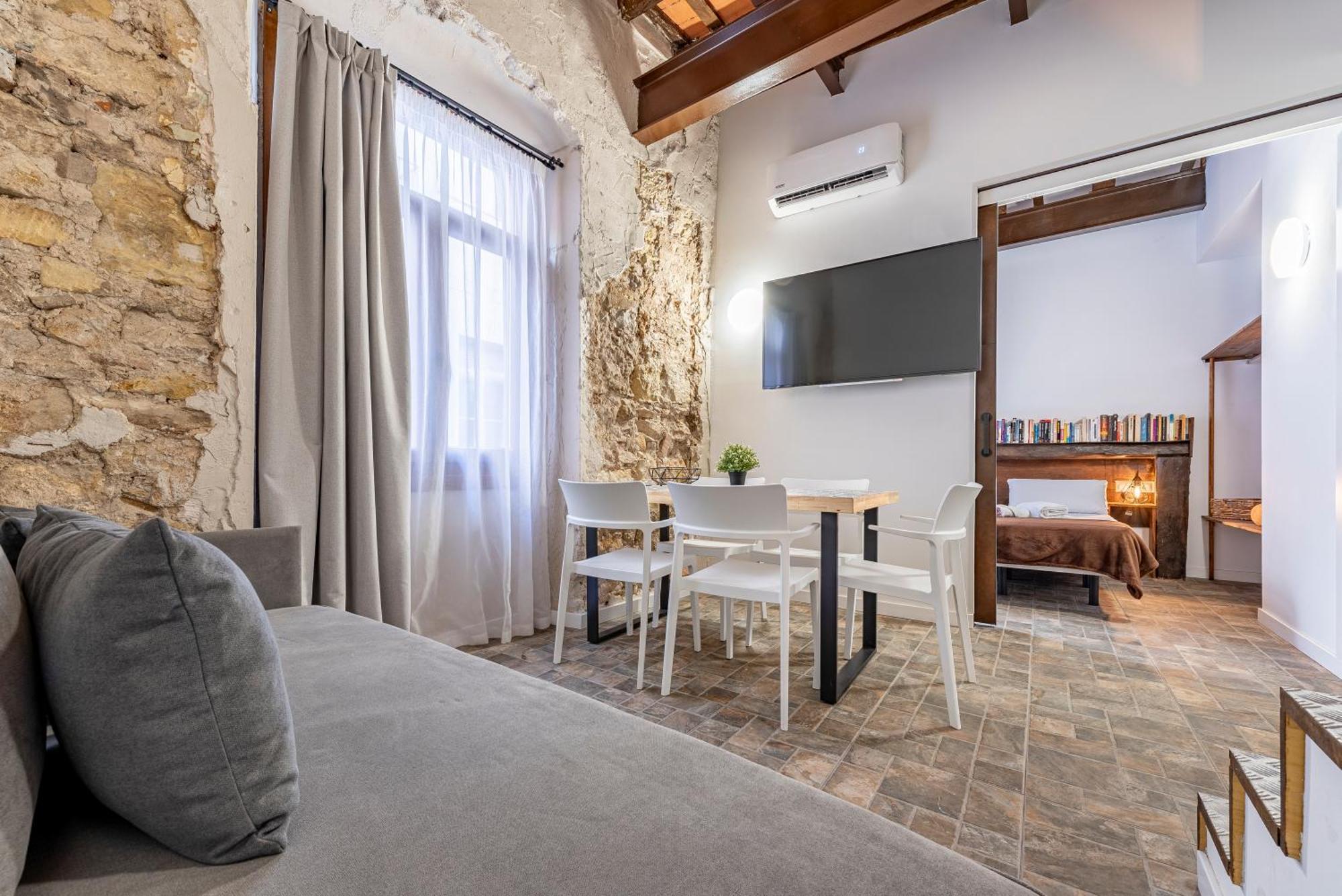 Apartment Old Town Experience *